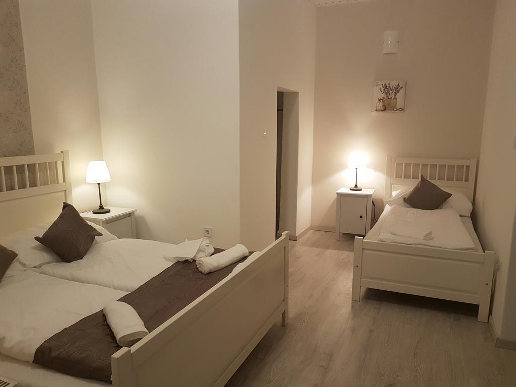 Zsigmond Vendeghaz Apartment Villany Luaran gambar